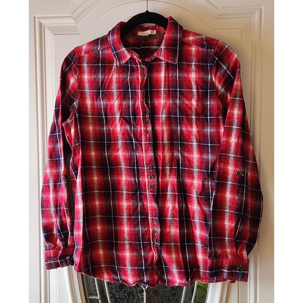 Hint of Mint Red Plaid Flannel with Lace Panel Size Medium Women